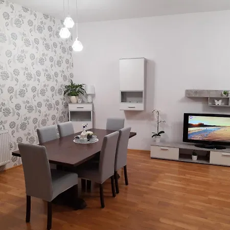Apartment Chmielewskiego 1